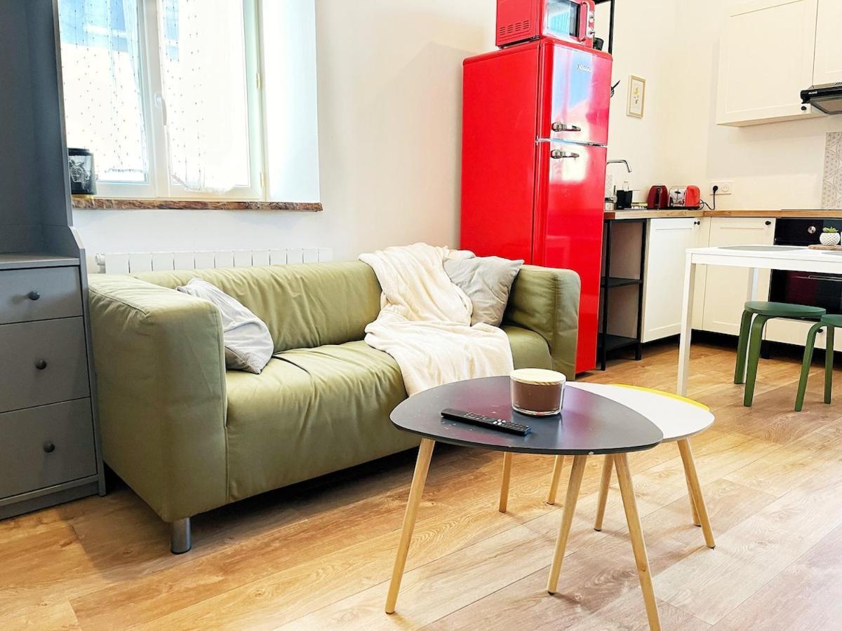 Studio Chic Au Style Retro Moderne Saint-Genix-sur-Guiers Exterior foto