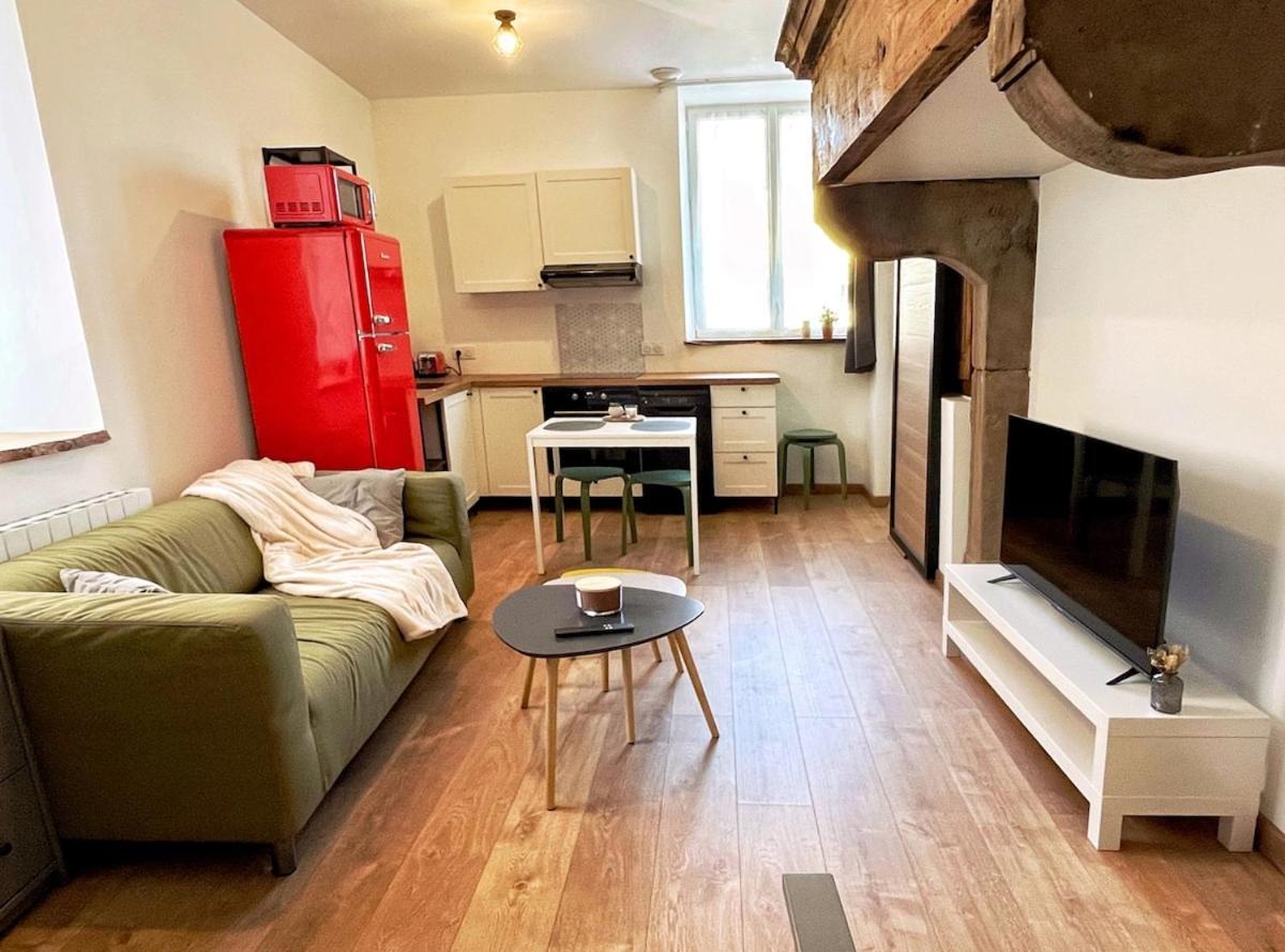 Studio Chic Au Style Retro Moderne Saint-Genix-sur-Guiers Exterior foto