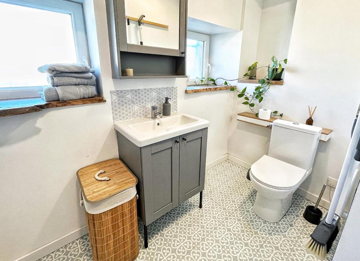 Studio Chic Au Style Retro Moderne Saint-Genix-sur-Guiers Exterior foto