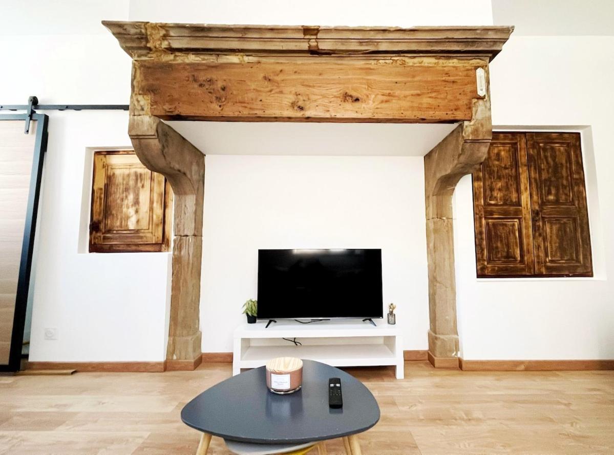 Studio Chic Au Style Retro Moderne Saint-Genix-sur-Guiers Exterior foto